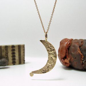 Moon necklace. Gold Necklace.
